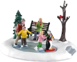 Lemax Table Pieces<Lemax 93424 - Beginner Skaters - Table Pieces
