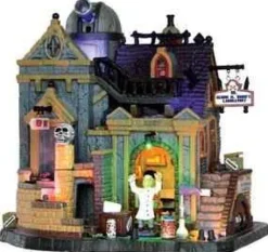 Lemax Spooky Town Houses<Lemax 35493 - Dr. Gloom N. Doom's Laboratory, With 4.5V Adaptor - Spooky Town Halloween Village Houses & Buildings