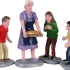 Lemax Figurines<Lemax 02945 - Family Tradition, Set Of 4 - Figurines