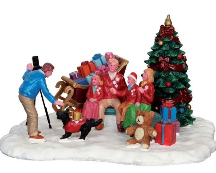 Lemax Table Pieces<Lemax 53217 - Festive Family Photo - Christmas Village Table Pieces
