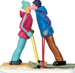 Lemax Figurines<Lemax 42269 - First Ski Date - Christmas Village Figurines