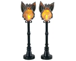 Lemax Spooky Town Accessories<Lemax 14829 - Gargoyle Lamp Post, Set Of 2, Battery-Operated (4.5V) - Spooky Town Accessories