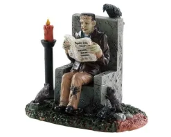 Lemax Spooky Town Figurines<Lemax 82570 - Monster Reading Spooky News - Spooky Town Figurines