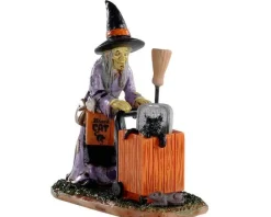 Lemax Spooky Town Figurines<Lemax 02911 - Shopping For Halloween - Spooky Town Figurines