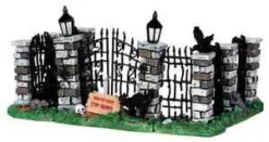 Lemax Spooky Town Accessories<Lemax 34606 - Spooky Iron Gate And Fence, Set Of 5 - Spooky Town Halloween Village Accessories