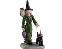 Lemax Spooky Town Figurines<Lemax 02906 - Witch Shopping - Spooky Town Figurines